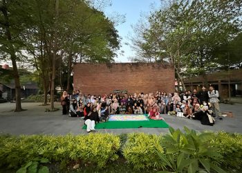 Peserta peringatan hari kesehatan mental (Foto: Srawung Psikologi)