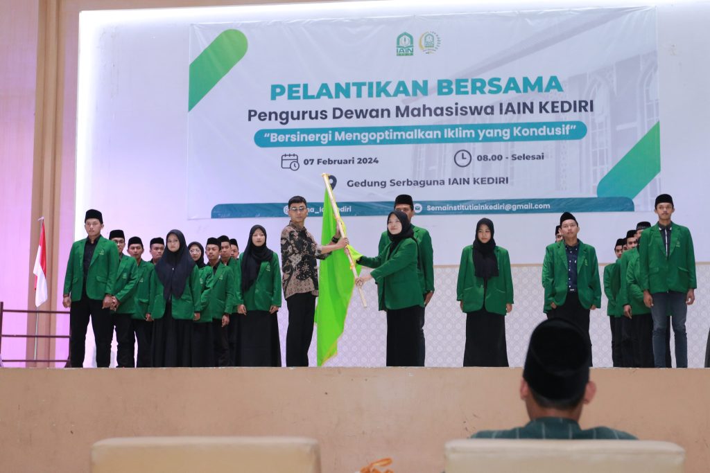 Prosesi Pelantikan. (Foto: Riska)