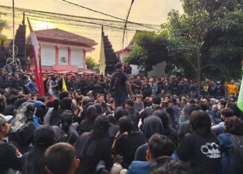 Foto: Dedikasi