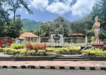 Goa Selomangleng tampak depan (Foto: Koranmemo.com)