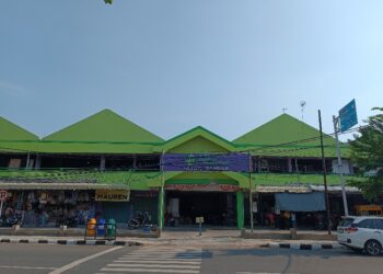 Potret pasar bandar tampak depan