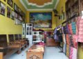 rumah usaha kain tenun "medali mas"